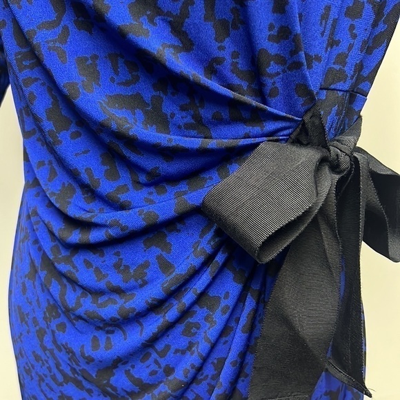 JUST TAYLOR Blue with Black pattern dress Size 4 (D1) - Picture 7 of 11